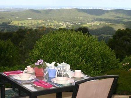 Hillside Country Retreat Panzió Gold Coast Kültér fotó